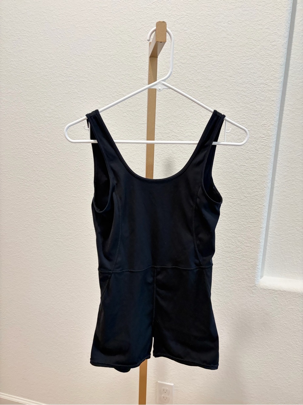 Wellbeing Being Well Black One-Piece Active Romper size extra small